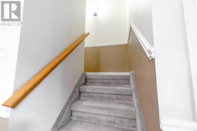 15 - 36 CHAMPLAIN CRESCENT Peterborough (Northcrest Ward 5) Ontario photo 20