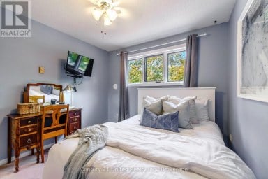 15 - 36 CHAMPLAIN CRESCENT Peterborough (Northcrest Ward 5) Ontario photo 31
