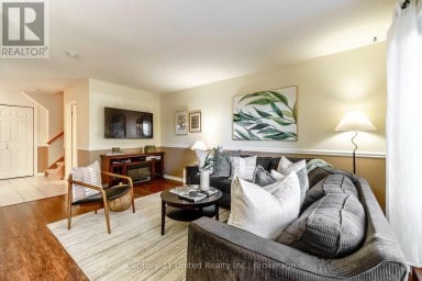 15 - 36 CHAMPLAIN CRESCENT Peterborough (Northcrest Ward 5) Ontario photo 6