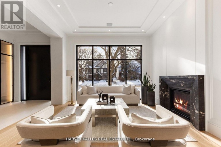 370 GLENGROVE AVENUE W, Toronto (Lawrence Park South), Ontario, M5N1W5