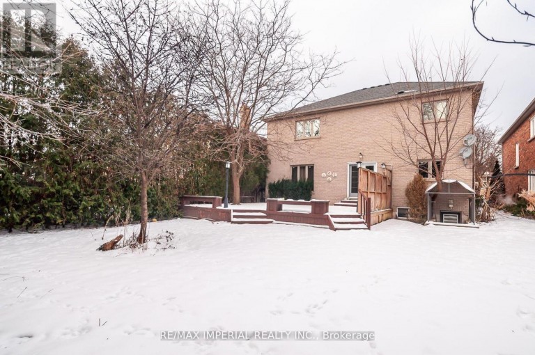 23A MACKAY DRIVE, Richmond Hill (South Richvale), Ontario, L4C6N9