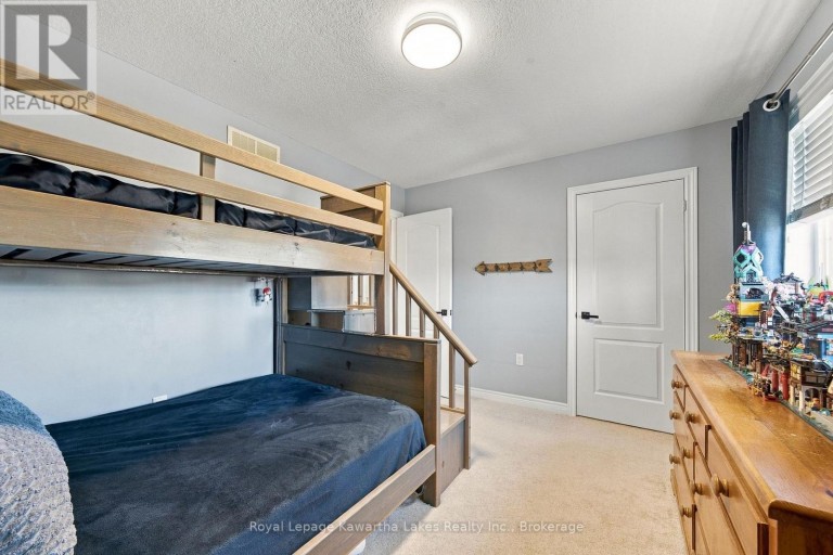 12 LUCAS CRESCENT, Kawartha Lakes (Lindsay), Ontario, K9V0C5