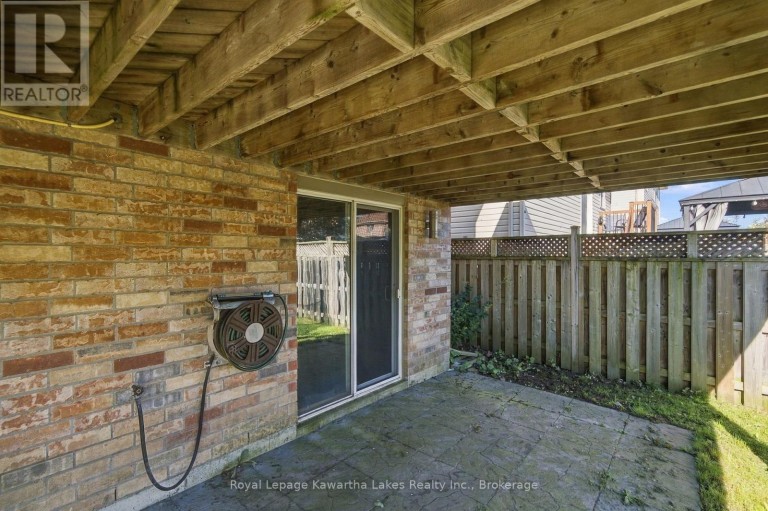 12 LUCAS CRESCENT, Kawartha Lakes (Lindsay), Ontario, K9V0C5