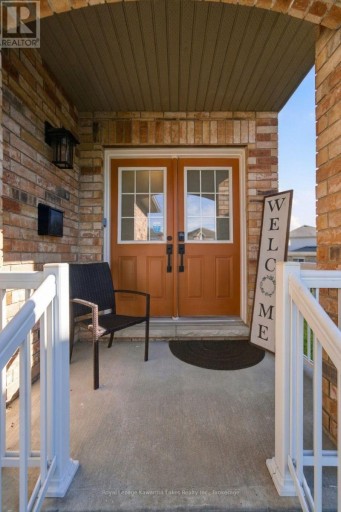 12 LUCAS CRESCENT, Kawartha Lakes (Lindsay), Ontario, K9V0C5