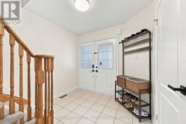 12 LUCAS CRESCENT Kawartha Lakes (Lindsay) Ontario photo 9
