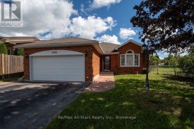 1921 MAPLERIDGE DRIVE Peterborough (Monaghan Ward 2) Ontario photo 1