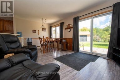1921 MAPLERIDGE DRIVE Peterborough (Monaghan Ward 2) Ontario photo 13