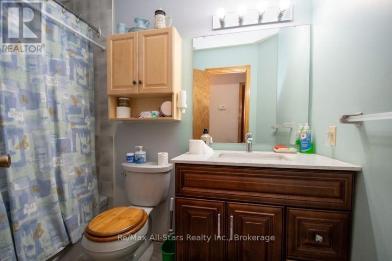 1921 MAPLERIDGE DRIVE, Peterborough (Monaghan Ward 2), Ontario, K9K1R1