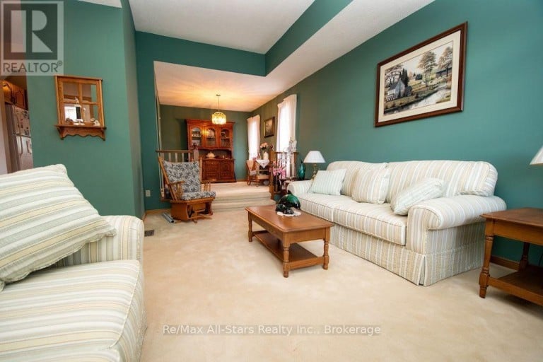 1921 MAPLERIDGE DRIVE, Peterborough (Monaghan Ward 2), Ontario, K9K1R1