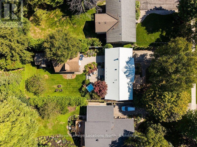 32 NAPIER STREET E, Blue Mountains, Ontario, N0H2P0