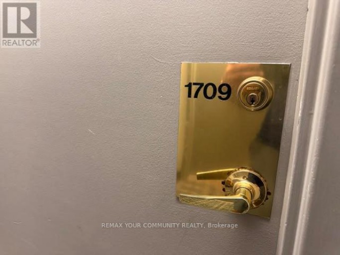 1709 - 145 HILLCREST AVENUE, Mississauga (Cooksville), Ontario, L5B3Z1