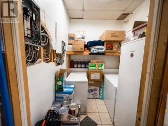 547 SPEEDVALE AVENUE E Guelph (Victoria North) Ontario photo 19