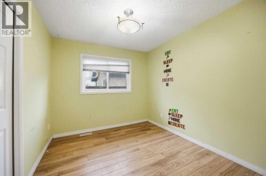 258 Kennedy Crescent Fort McMurray Alberta photo 11