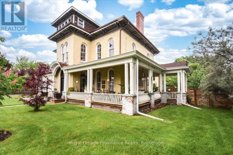 7 MARMORA STREET, Quinte West (Trenton Ward), Ontario, K8V2H4