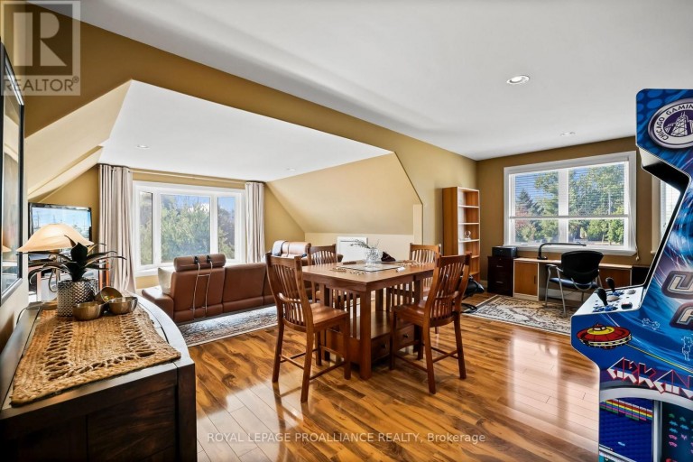 263 LAKESHORE ROAD, Brighton, Ontario, K0K1H0