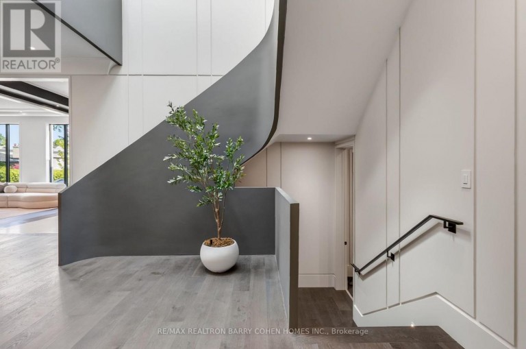 90 ARJAY CRESCENT, Toronto (Bridle Path-Sunnybrook-York Mills), Ontario, M2L1C7