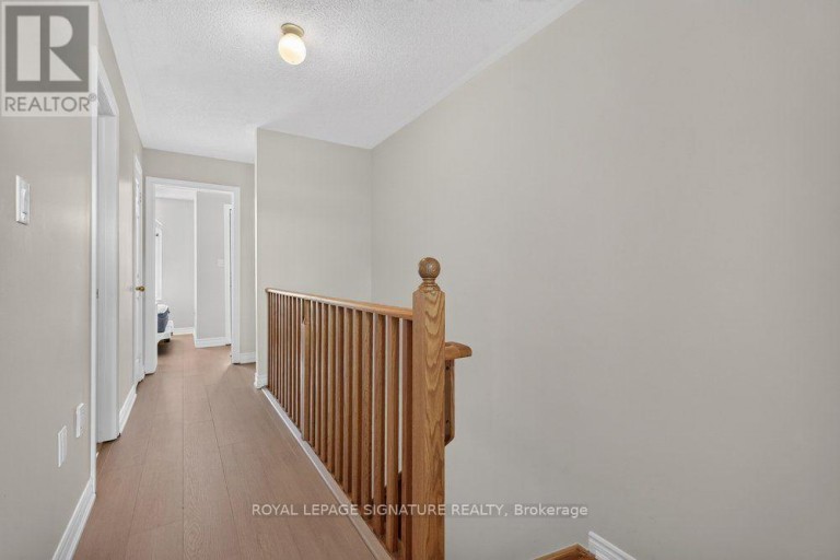1755 DANFORTH AVENUE, Toronto (Woodbine Corridor), Ontario, M4C1J1