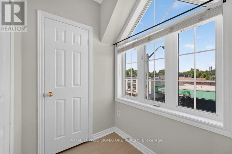 1755 DANFORTH AVENUE, Toronto (Woodbine Corridor), Ontario, M4C1J1