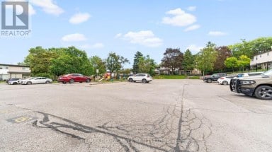 99 - 925 BAYLY STREET Pickering (West Shore) Ontario photo 34