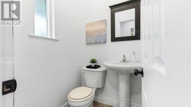 99 - 925 BAYLY STREET Pickering (West Shore) Ontario photo 4