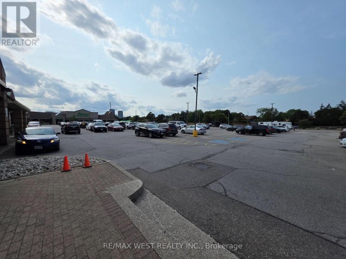 16A - 441 CLARK AVENUE W, Vaughan (Crestwood-Springfarm-Yorkhill), Ontario, L4J6W7