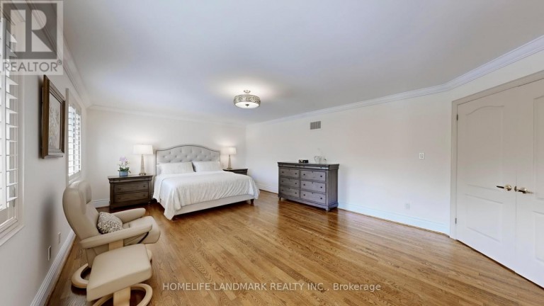 90 OFFORD CRESCENT, Aurora (Bayview Southeast), Ontario, L4G0K5
