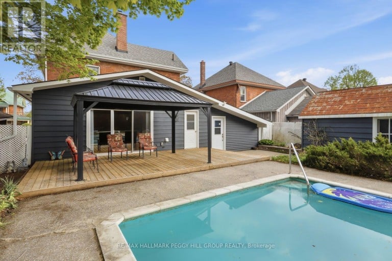 404 MANLY STREET, Midland, Ontario, L4R3E3