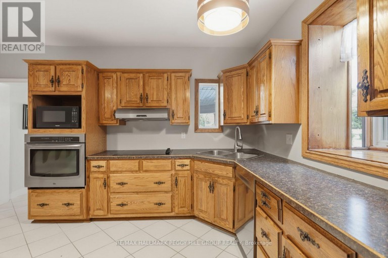 404 MANLY STREET, Midland, Ontario, L4R3E3