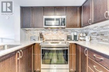 215 - 40 VIA ROSEDALE Brampton (Sandringham-Wellington) Ontario photo 17