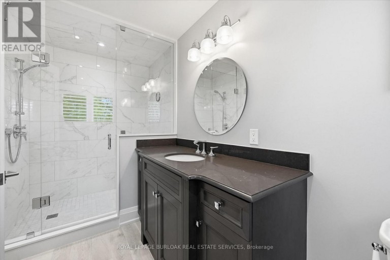 534 ANN AVENUE, Burlington (LaSalle), Ontario, L7T2S6