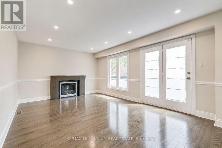 2776 ROSEWOOD LANE, Oakville (CV Clearview), Ontario, L6J7M4