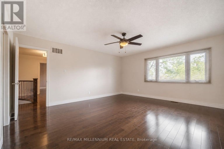 2776 ROSEWOOD LANE, Oakville (CV Clearview), Ontario, L6J7M4