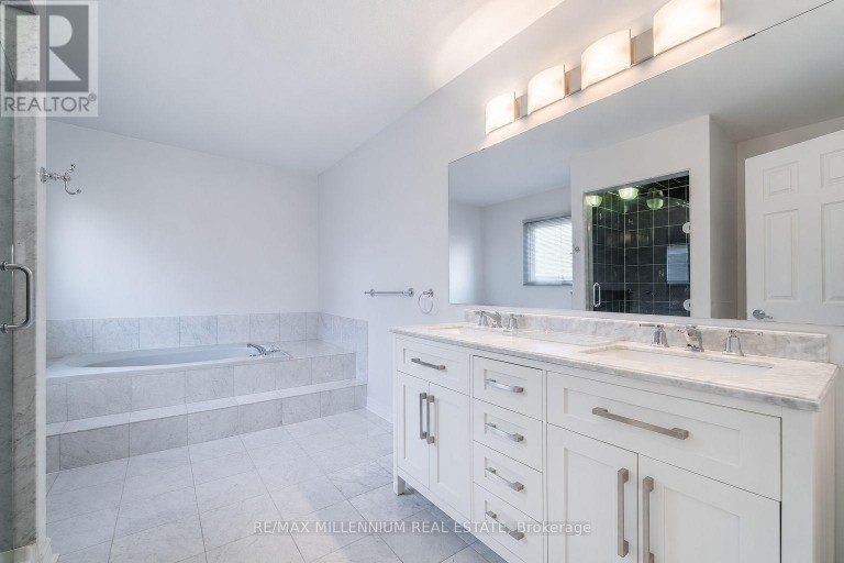 2776 ROSEWOOD LANE, Oakville (CV Clearview), Ontario, L6J7M4
