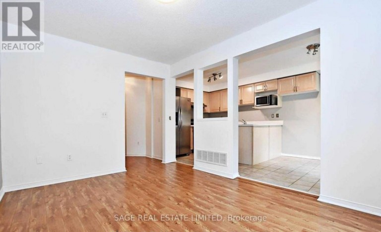 113 - 833 SCOLLARD COURT E, Mississauga (East Credit), Ontario, L5V2B4