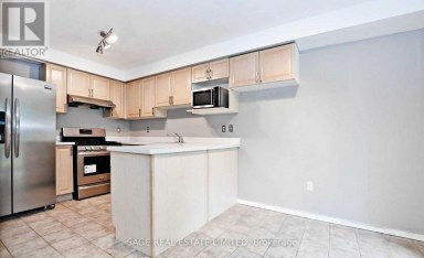 113 - 833 SCOLLARD COURT E Mississauga (East Credit) Ontario photo 8