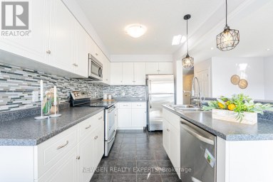 2025 DENVIEW AVENUE London North (North S) Ontario photo 11
