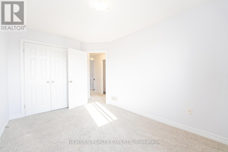 2025 DENVIEW AVENUE, London North (North S), Ontario, N6G0G3