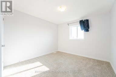 2025 DENVIEW AVENUE London North (North S) Ontario photo 27