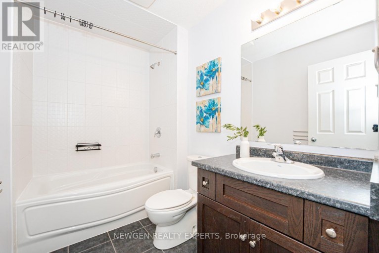 2025 DENVIEW AVENUE, London North (North S), Ontario, N6G0G3