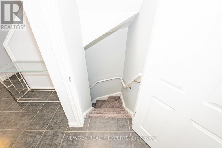 2025 DENVIEW AVENUE, London North (North S), Ontario, N6G0G3