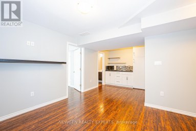 2025 DENVIEW AVENUE London North (North S) Ontario photo 33