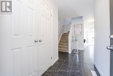 2025 DENVIEW AVENUE London North (North S) Ontario photo 5