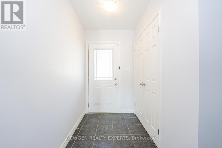 2025 DENVIEW AVENUE, London North (North S), Ontario, N6G0G3