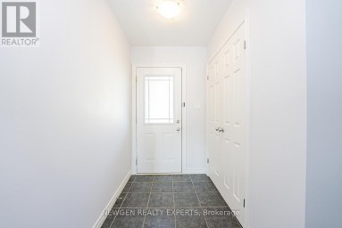 2025 DENVIEW AVENUE London North (North S) Ontario photo 6