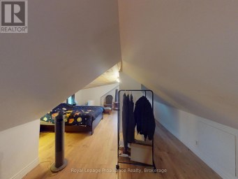 14 PEARL STREET Belleville (Belleville Ward) Ontario photo 16