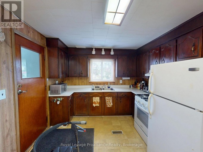 14 PEARL STREET, Belleville (Belleville Ward), Ontario, K8N4X2