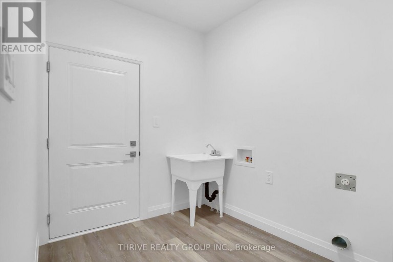 2996 BUROAK DRIVE, London North (North S), Ontario, N6G3M1