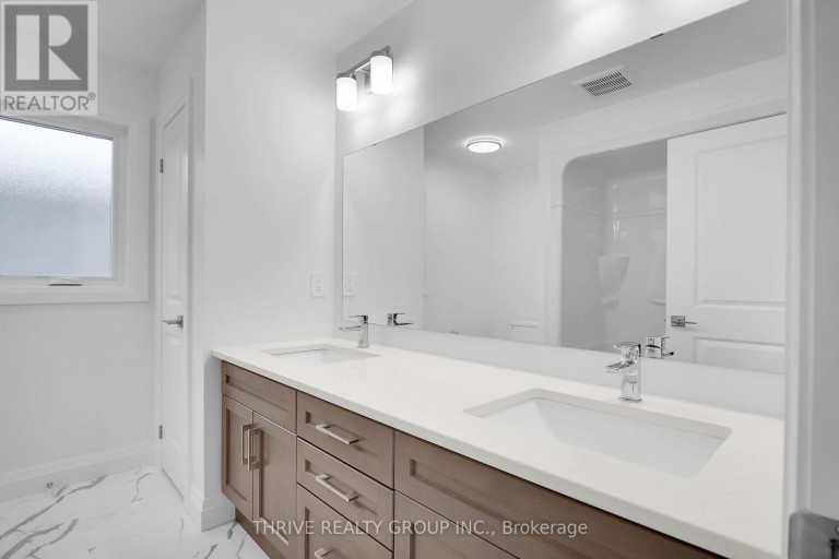 2996 BUROAK DRIVE, London North (North S), Ontario, N6G3M1