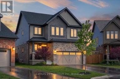 15 MAIDENS CRESCENT Collingwood Ontario photo 1
