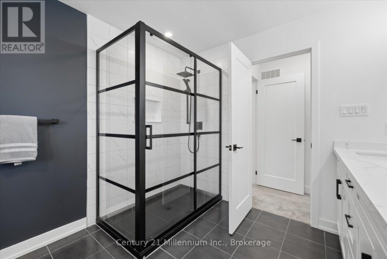15 MAIDENS CRESCENT, Collingwood, Ontario, L9Y3B7